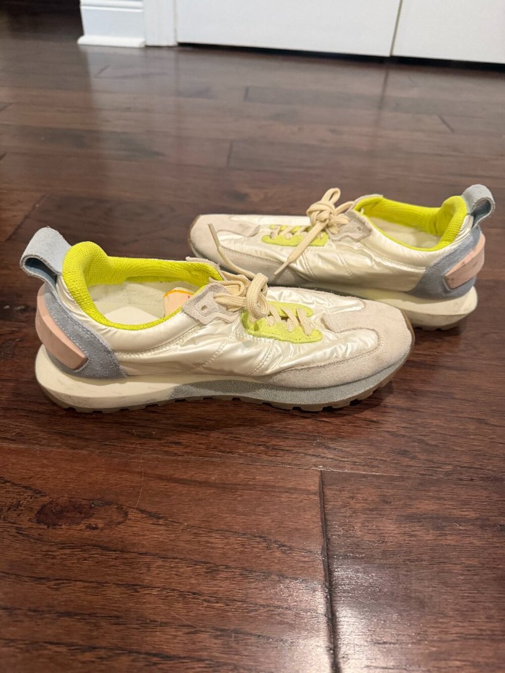 Vintage Havana colorblock sneakers (size 8.5)